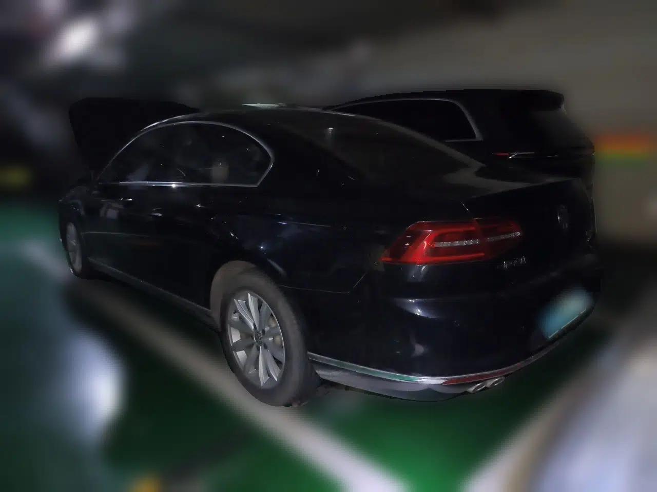 Volkswagen Magotan 2018 280TSI DSG Leading Model — миниатюра 4