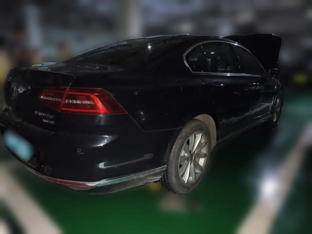 Volkswagen Magotan 2018 280TSI DSG Leading Model — миниатюра 6