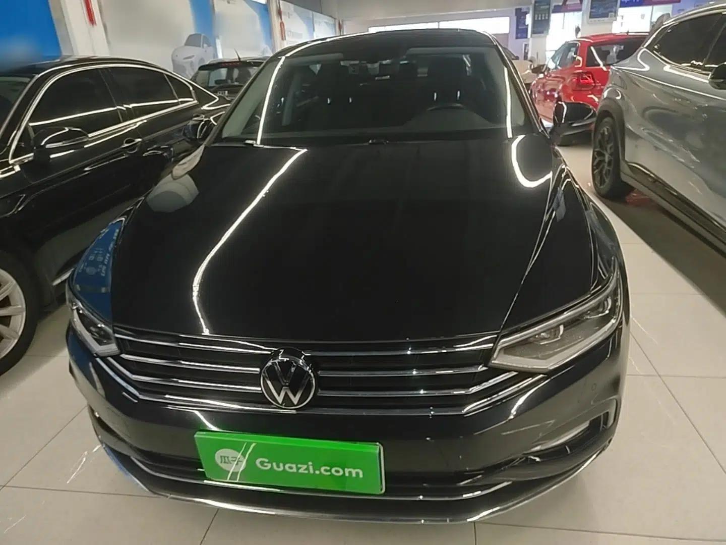 Volkswagen Magotan 2020 330TSI DSG Luxury Edition — миниатюра 2