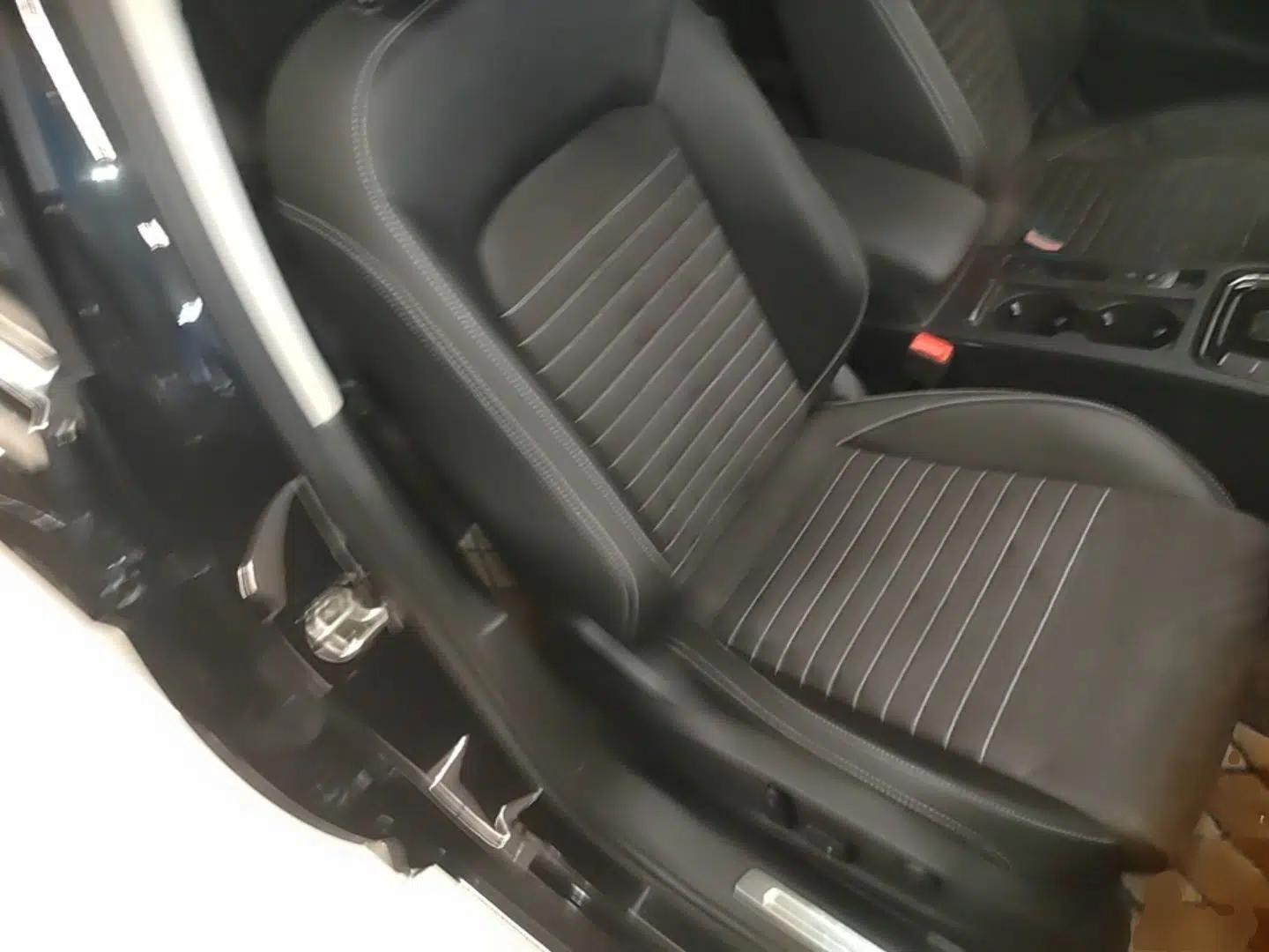 Volkswagen Magotan 2020 330TSI DSG Luxury Edition — миниатюра 24