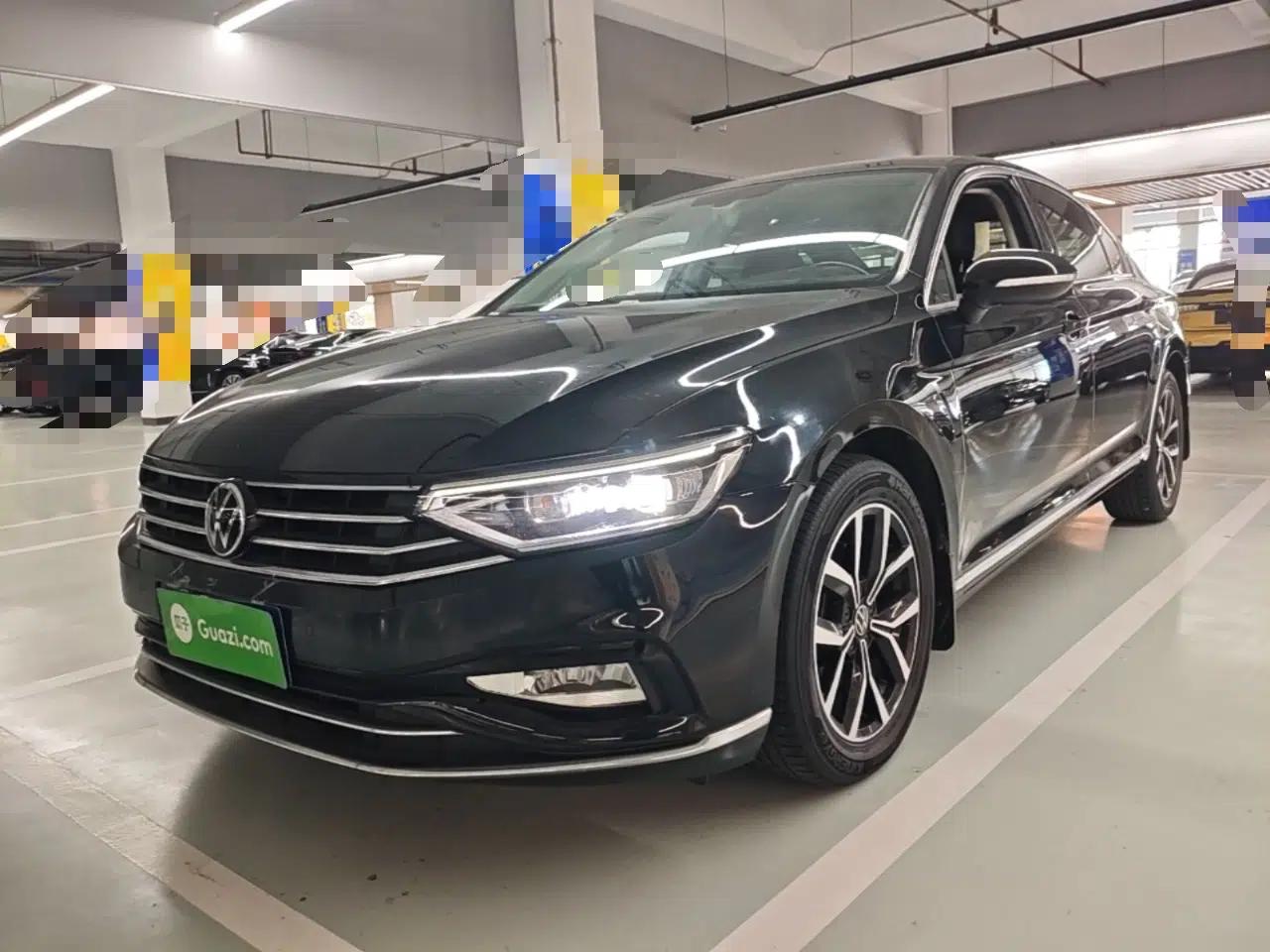 Volkswagen Magotan 2020 330TSI DSG Leading Model — миниатюра 1