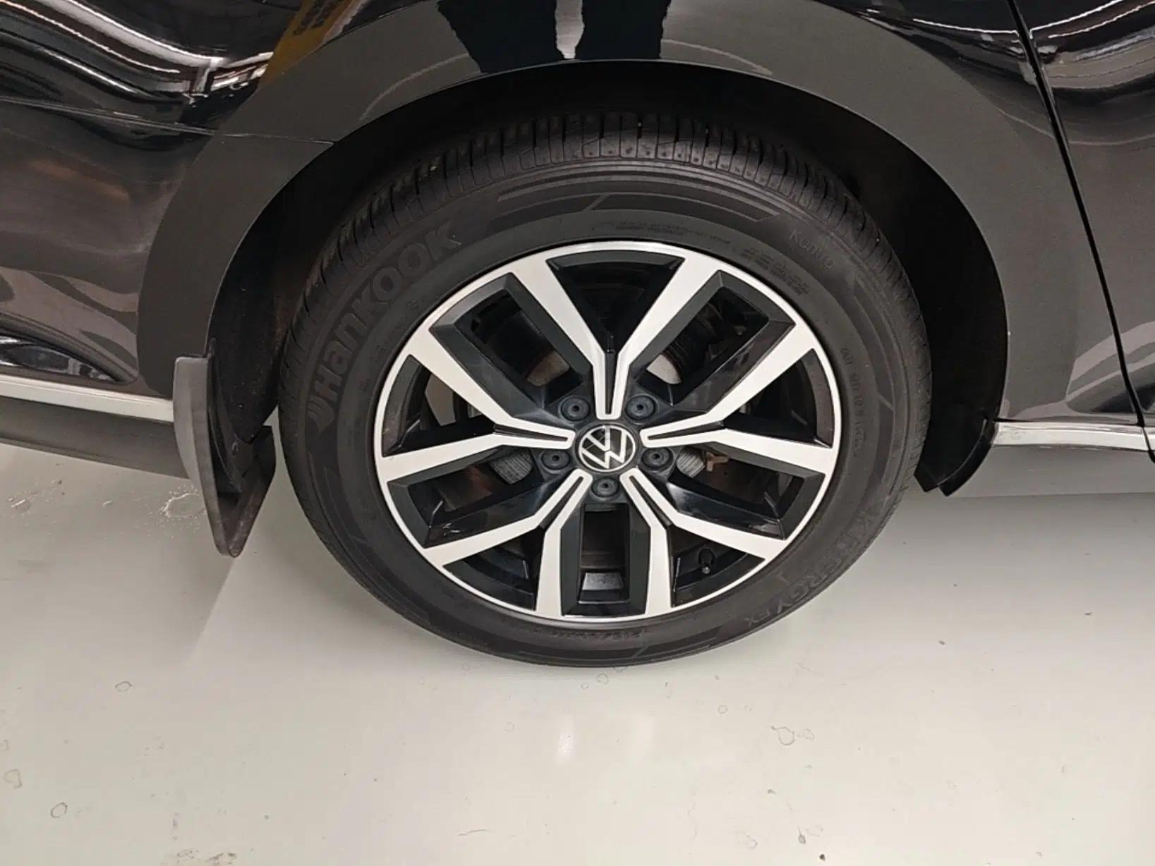 Volkswagen Magotan 2020 330TSI DSG Leading Model — миниатюра 11