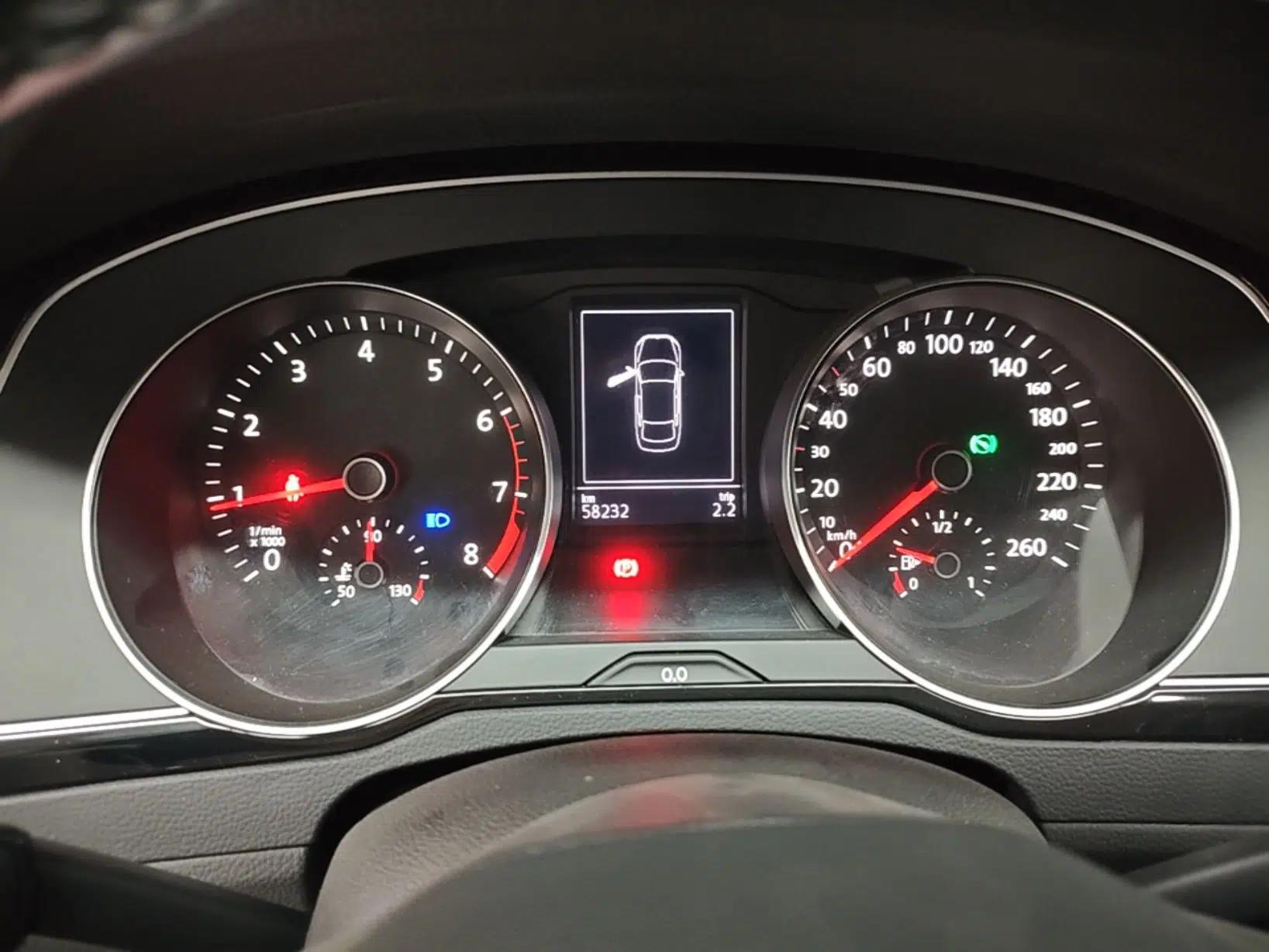 Volkswagen Magotan 2020 330TSI DSG Leading Model — миниатюра 14