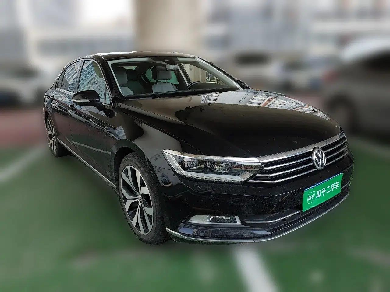 Volkswagen Magotan 2019 330TSI DSG Luxury Model China V Standard — миниатюра 3