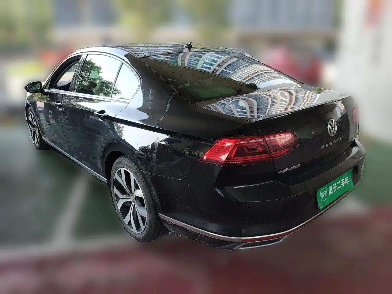 Volkswagen Magotan 2019 330TSI DSG Luxury Model China V Standard — миниатюра 4