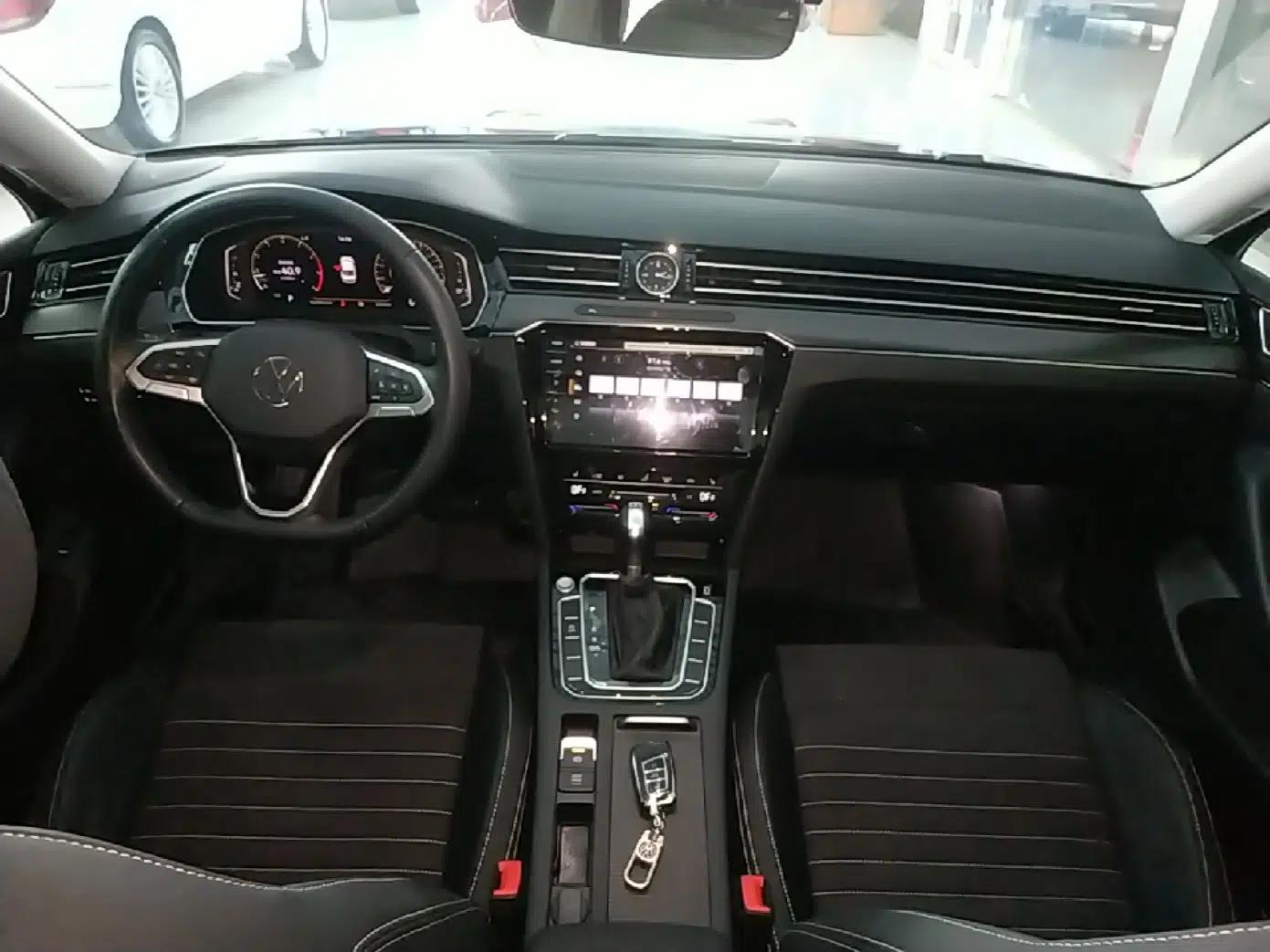 Volkswagen Magotan 2020 330TSI DSG Luxury Edition — миниатюра 12