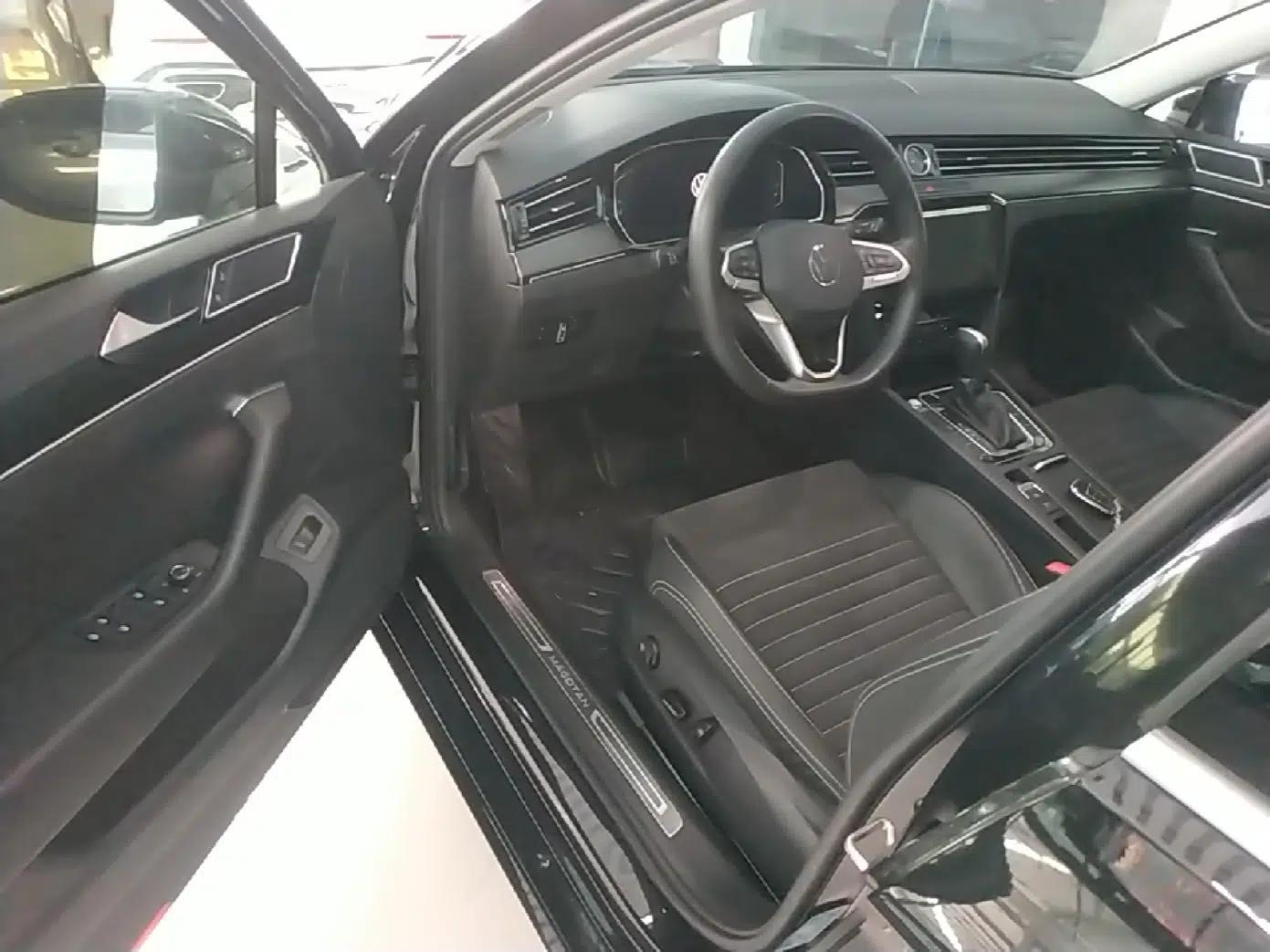 Volkswagen Magotan 2020 330TSI DSG Luxury Edition — миниатюра 18
