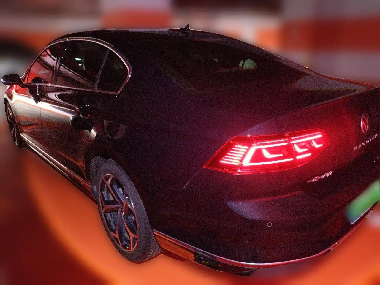 Volkswagen Magotan 2023 2 Million Units Limited Edition 280TSI DSG Leading Version — миниатюра 4