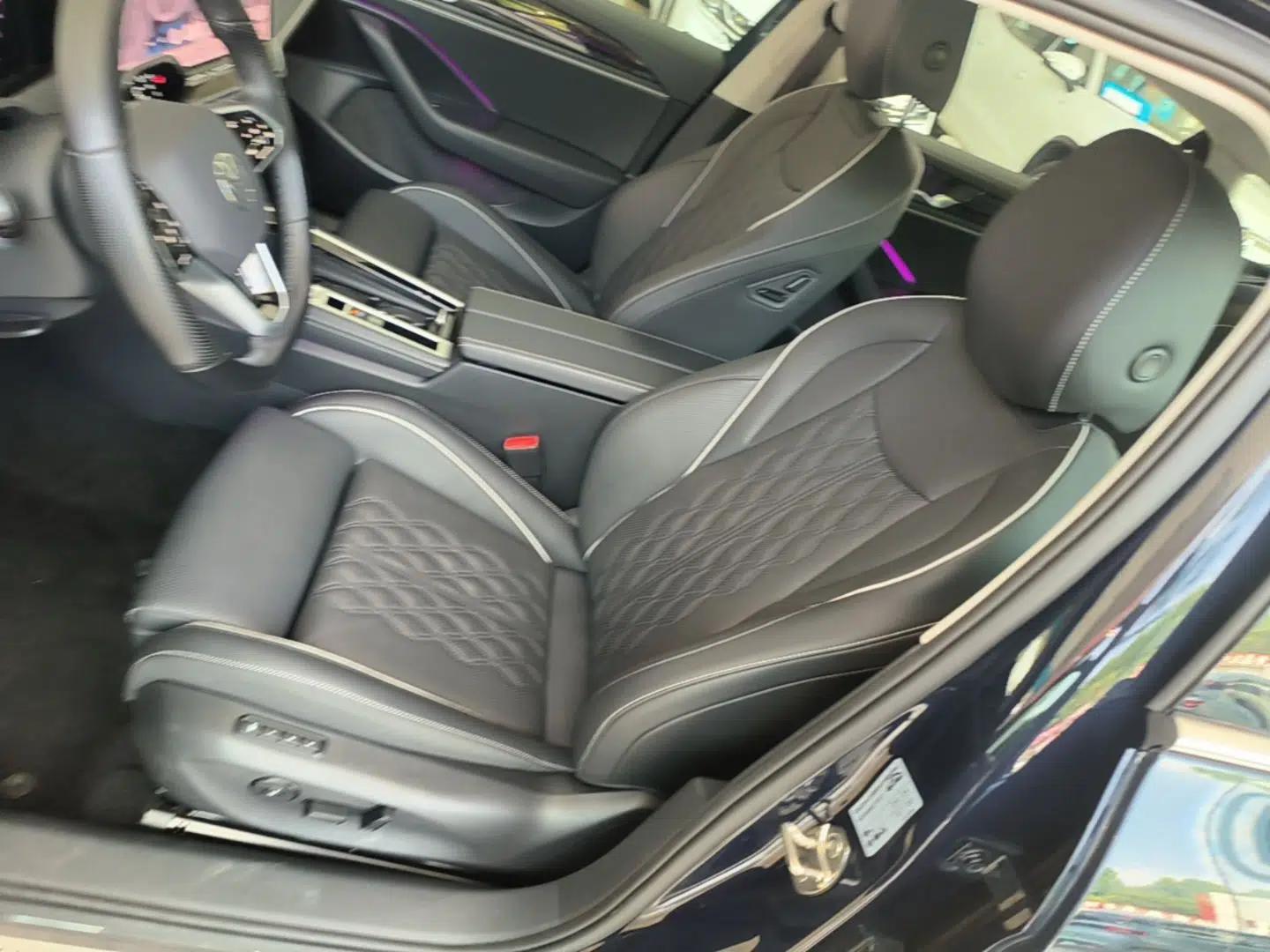 Volkswagen Magotan 2024 380TSI DSG Ultimate Edition — миниатюра 17