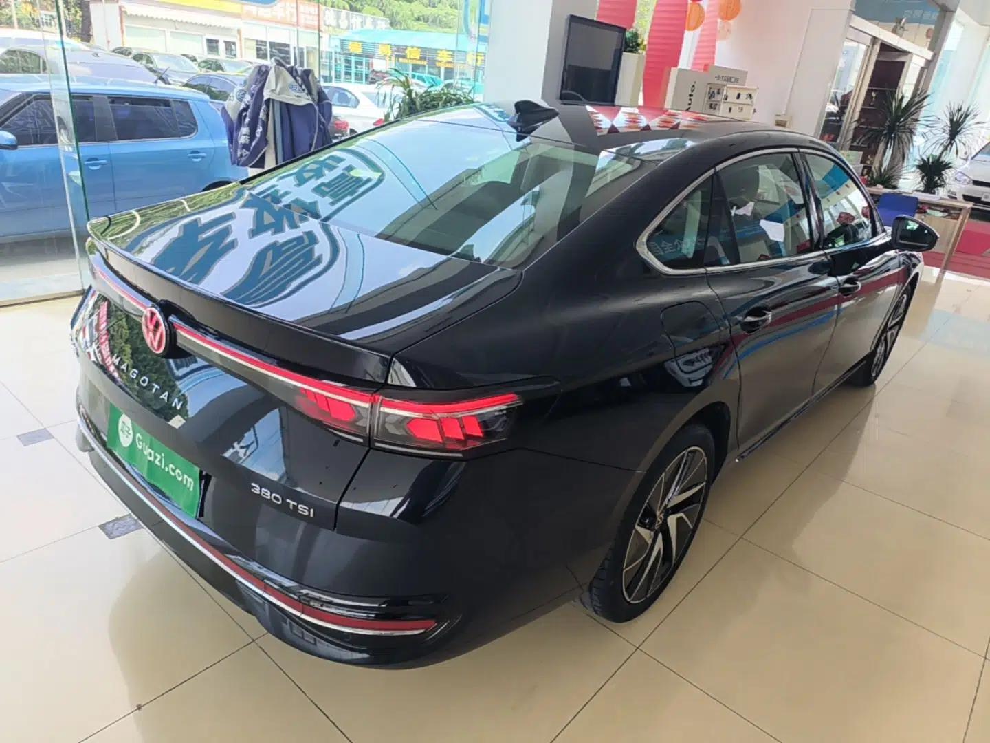 Volkswagen Magotan 2024 380TSI DSG Ultimate Edition — миниатюра 6
