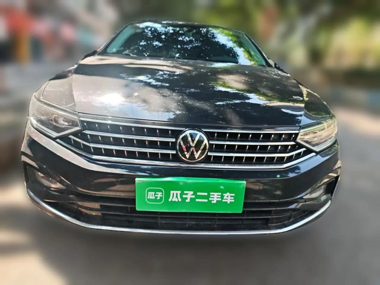 Volkswagen Magotan 2023 2 Million Units Commemorative Edition 330TSI DSG Luxury Version — миниатюра 2