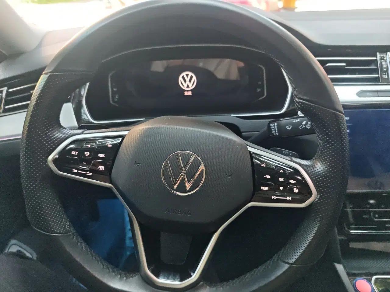 Volkswagen Magotan 2023 2 Million Units Commemorative Edition 330TSI DSG Luxury Version — миниатюра 10