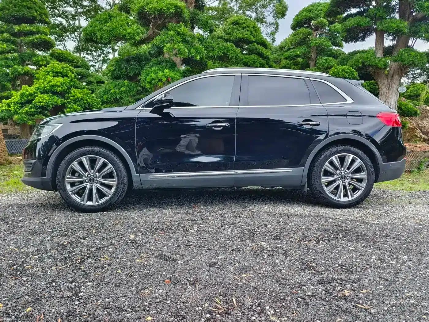 Lincoln MKX 2017 2.7T AWD Premium Edition — миниатюра 15