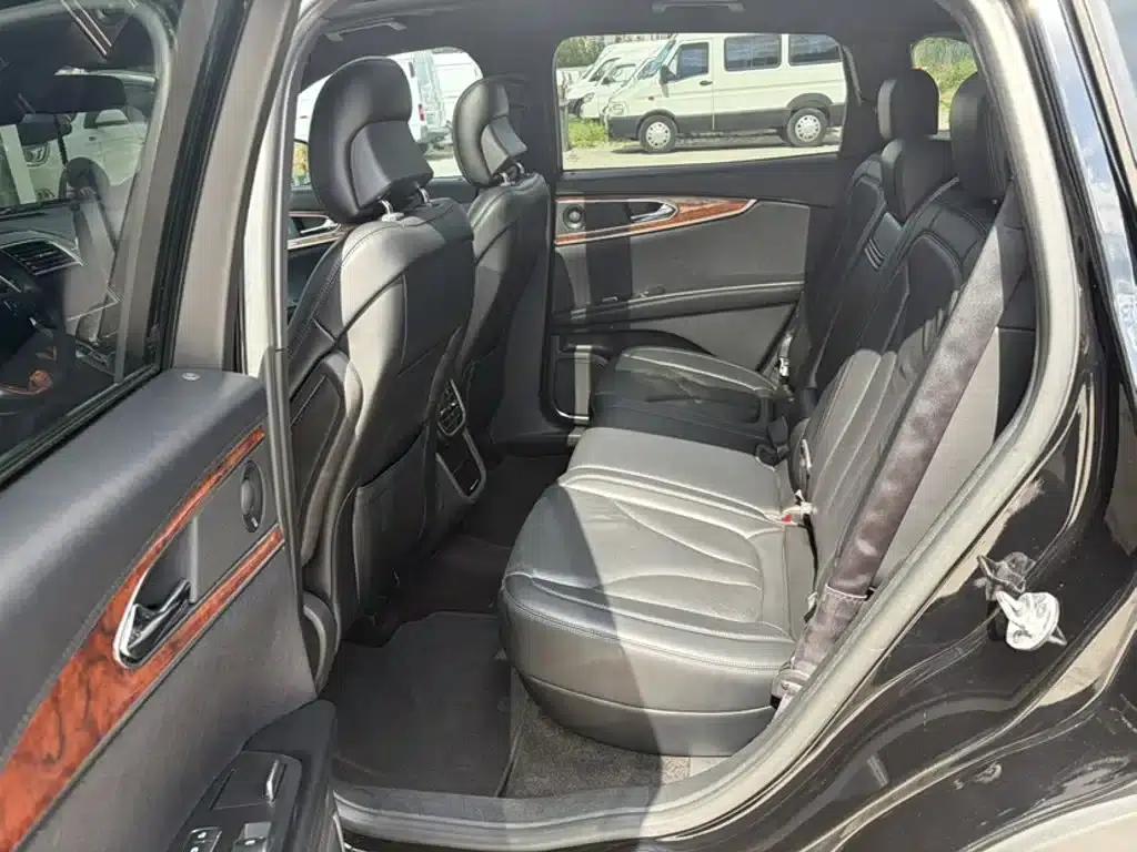 Lincoln MKX 2018 2.0T AWD Premium Edition — миниатюра 16