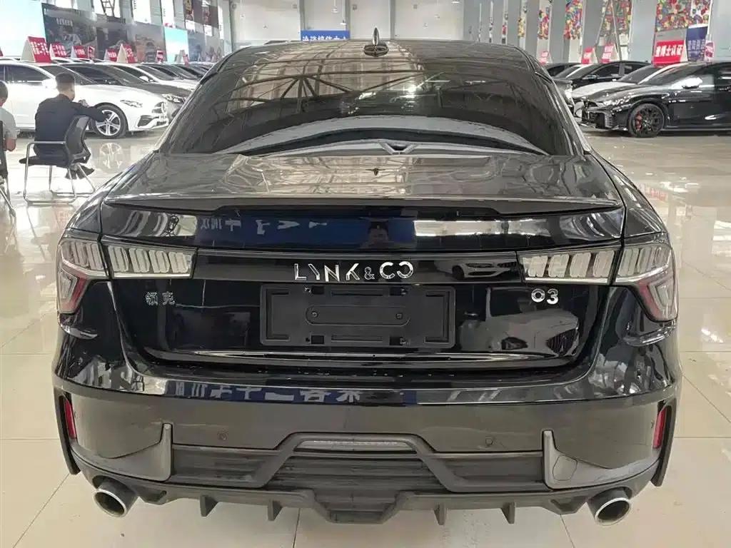Lynk & Co 03 2020 1.5TD DCT Pro Edition — миниатюра 8