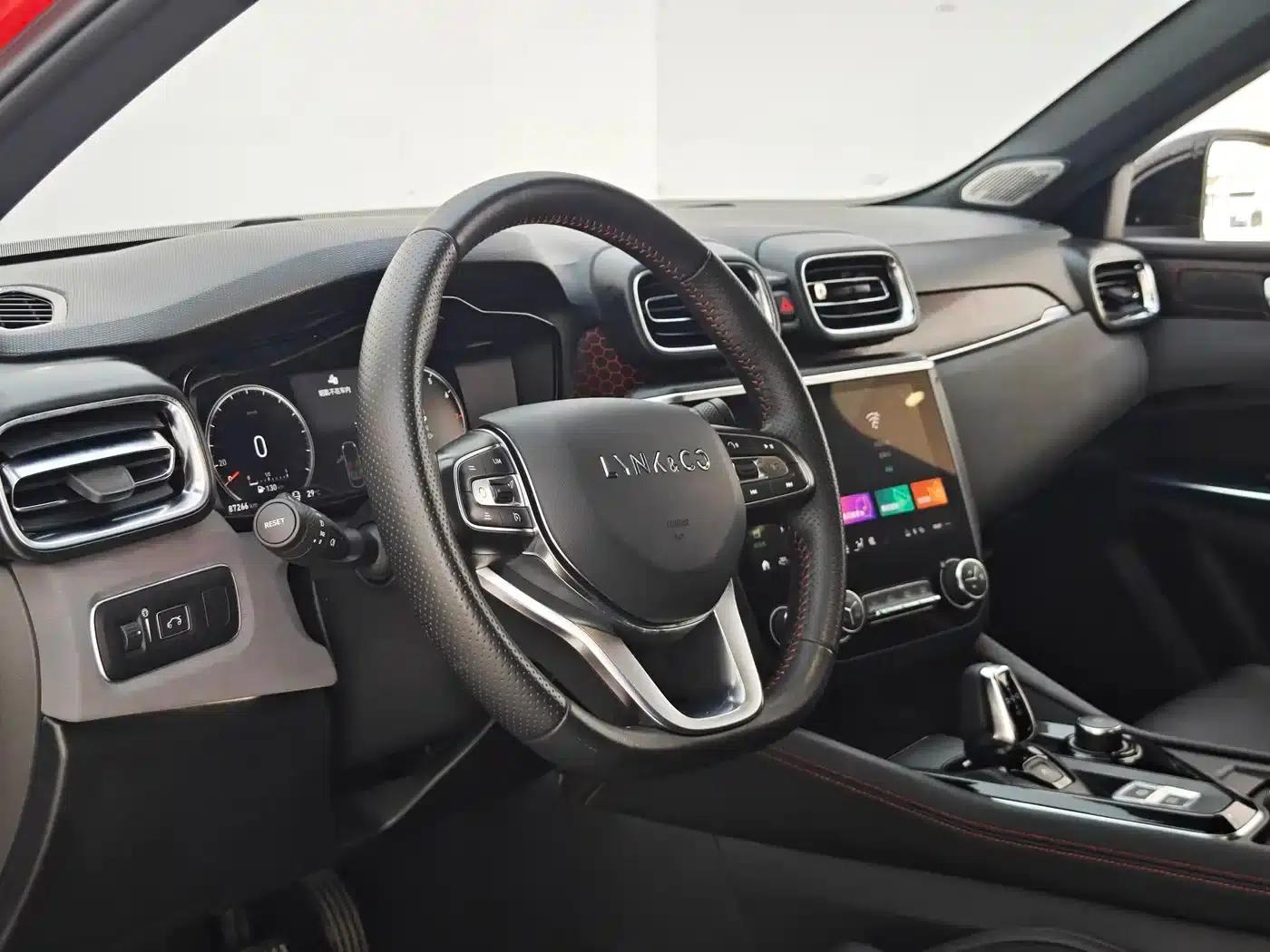 Lynk & Co 03 2019 1.5TD DCT Pro Edition (China VI Emission Standard) — миниатюра 28