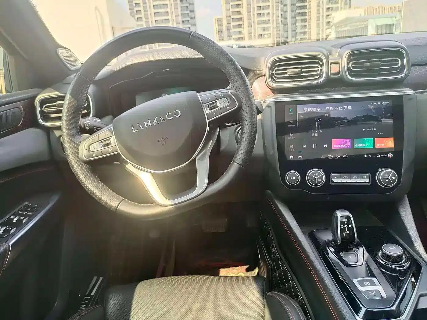 Lynk & Co 03 2019 1.5TD DCT Pro Edition (China VI Emission Standard) — миниатюра 4