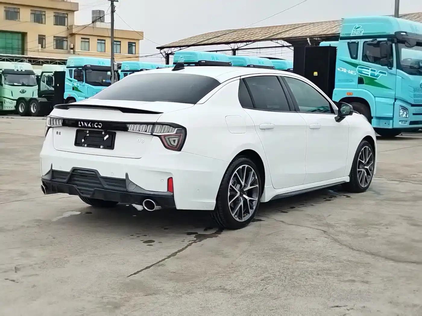 Lynk & Co 03 2018 1.5TD DCT Pro Edition (National V Emission Standard) — миниатюра 14