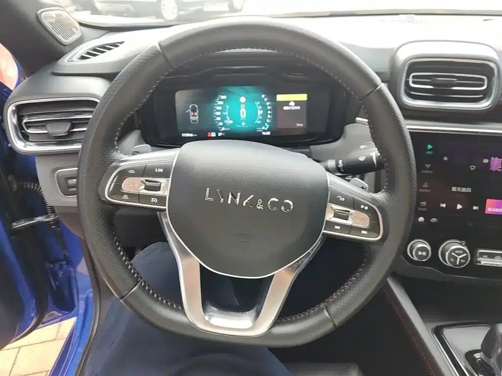 Lynk & Co 03 2018 1.5TD DCT Pro Edition (National V Emission Standard) — миниатюра 11