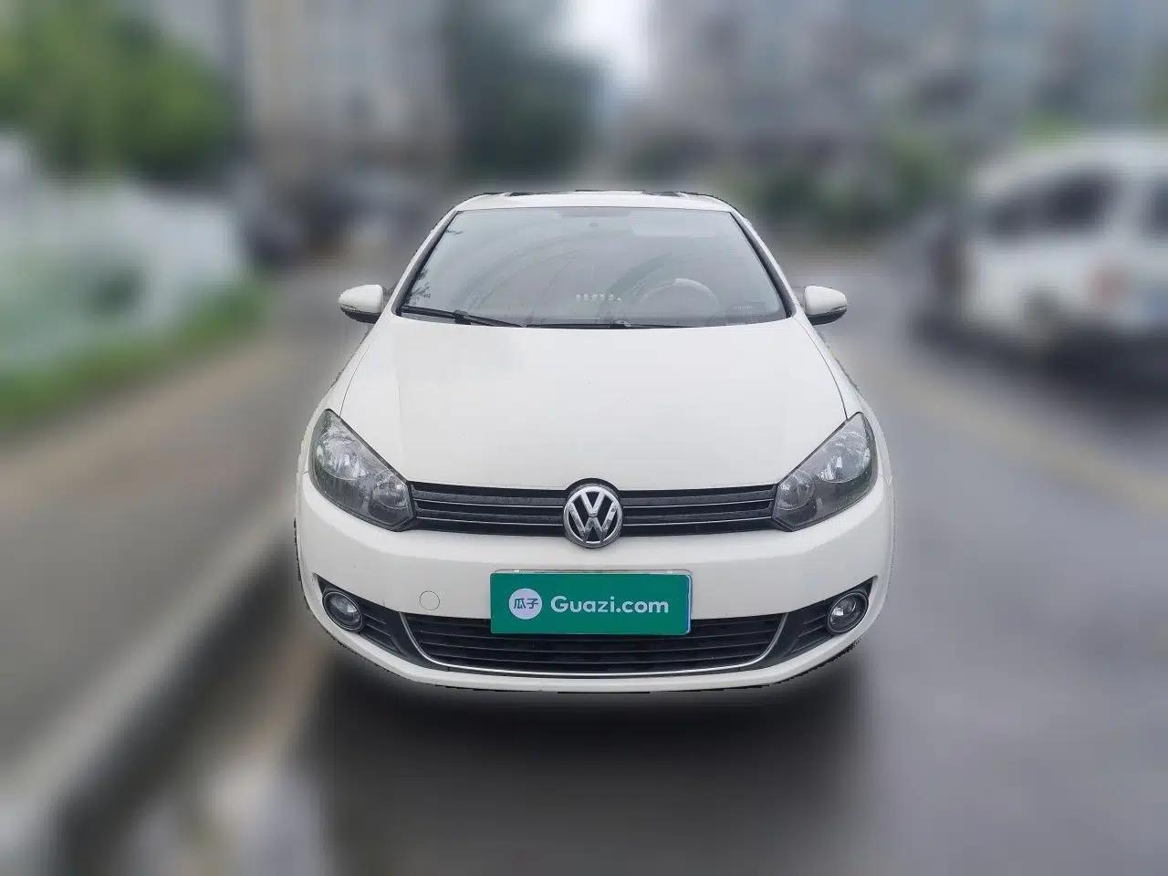 Volkswagen Golf 2012 1.6L Automatic Comfort Model — миниатюра 2