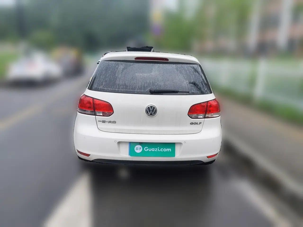 Volkswagen Golf 2012 1.6L Automatic Comfort Model — миниатюра 5
