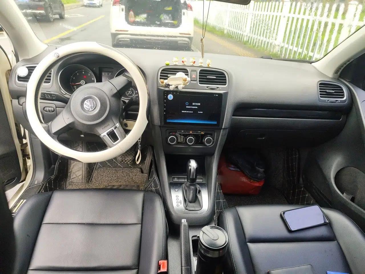 Volkswagen Golf 2012 1.6L Automatic Comfort Model — миниатюра 9