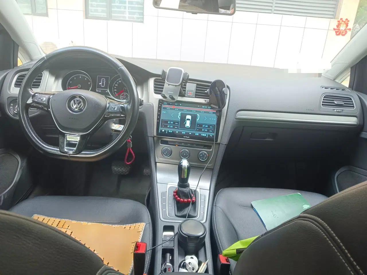 Volkswagen Golf 2015 1.6L Automatic Comfort Model — миниатюра 9
