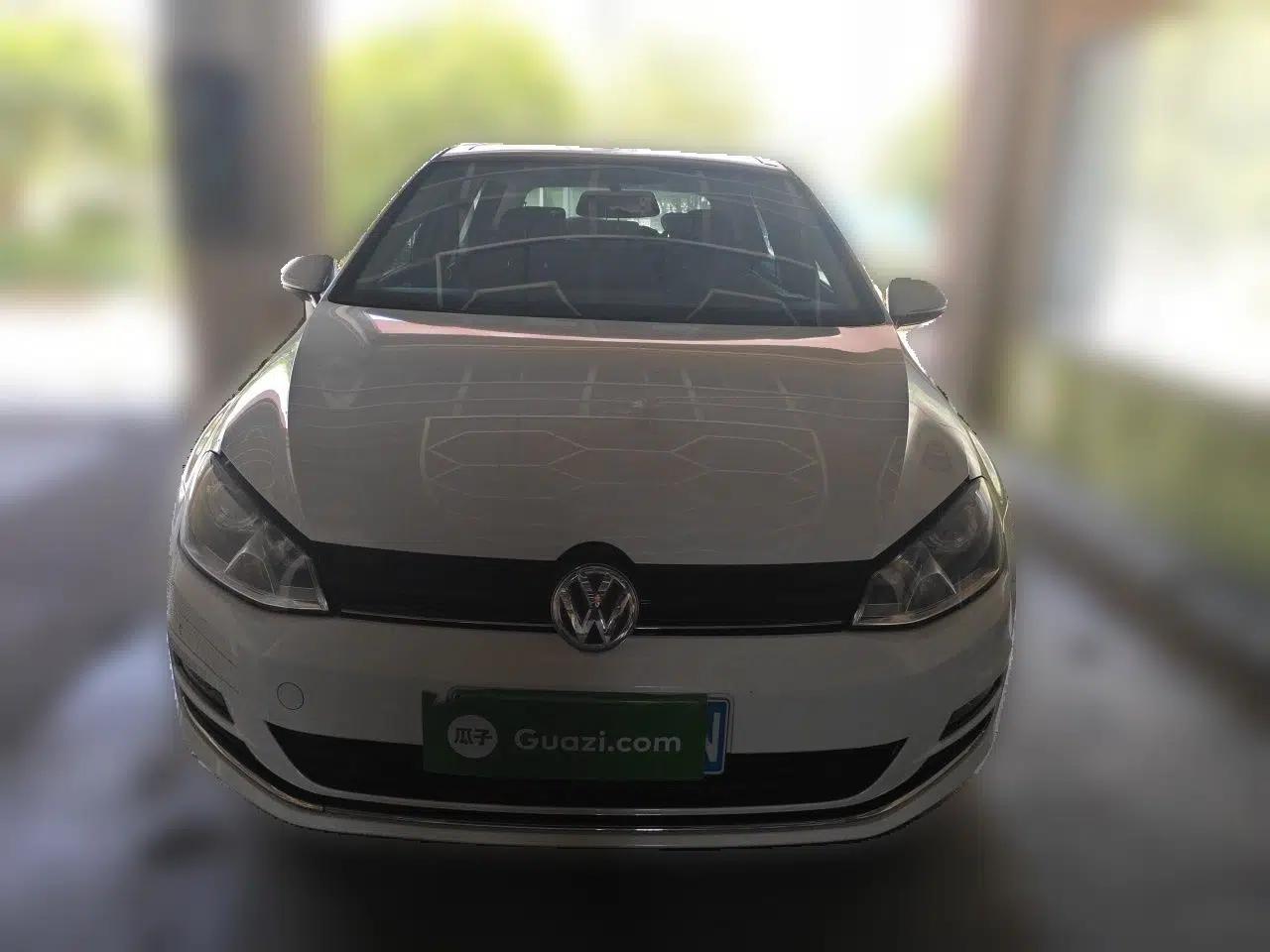 Volkswagen Golf 2016 230TSI Manual Comfort Version — миниатюра 2