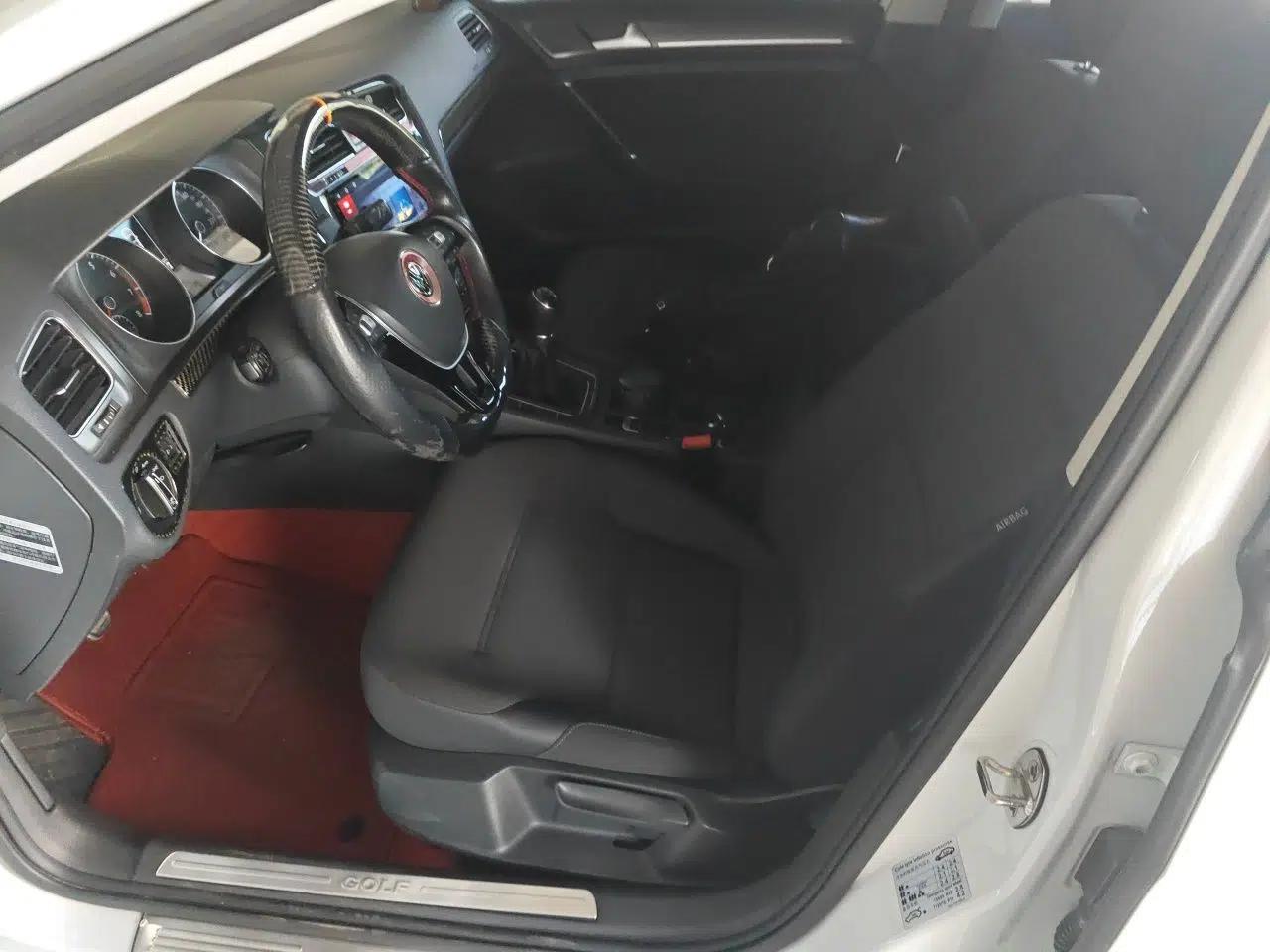 Volkswagen Golf 2016 230TSI Manual Comfort Version — миниатюра 15