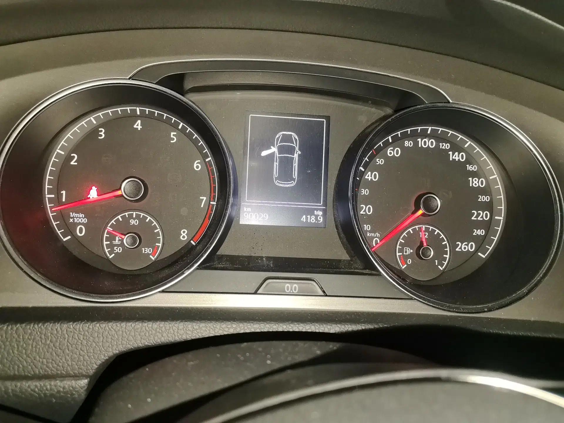 Volkswagen Golf 2015 1.4TSI Automatic Comfort Model — миниатюра 11