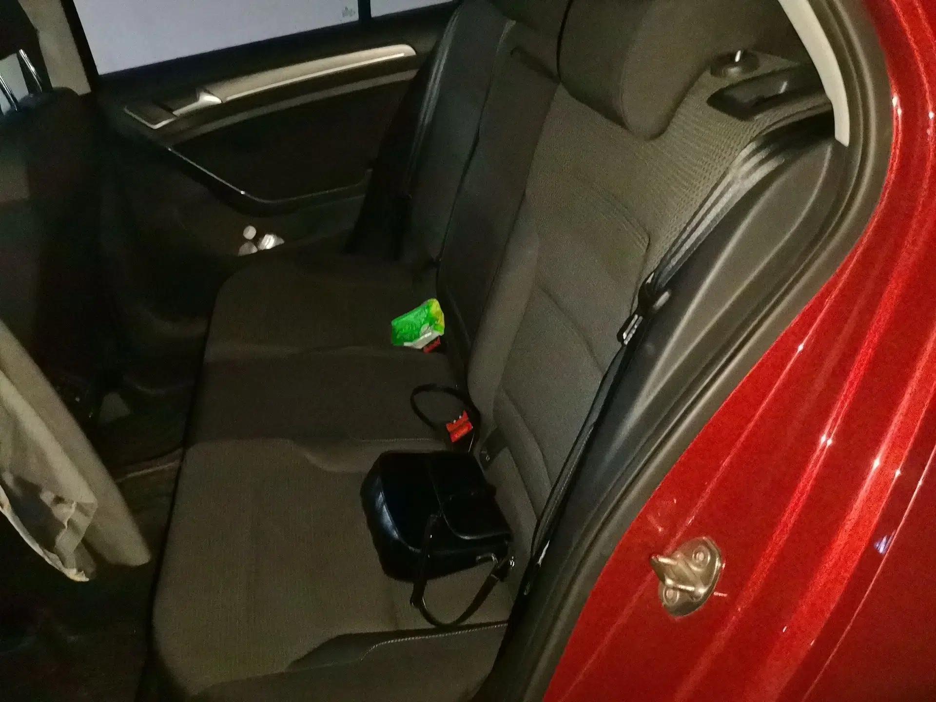 Volkswagen Golf 2015 1.4TSI Automatic Comfort Model — миниатюра 17