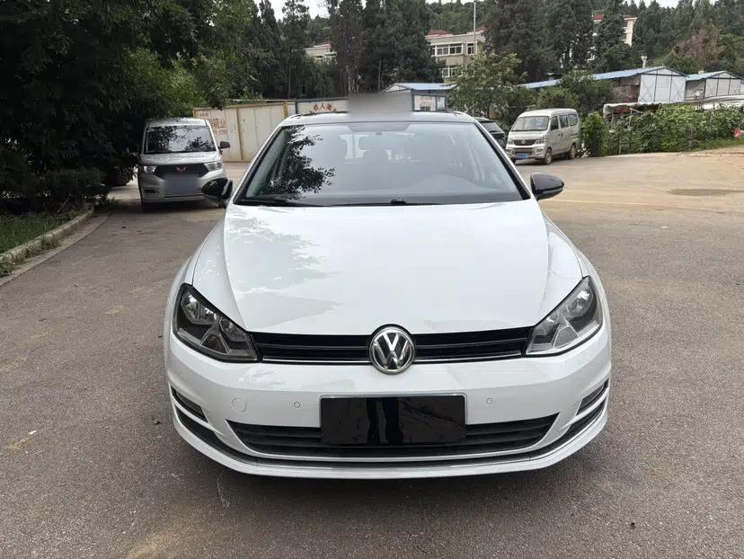 Volkswagen Golf 2016 230TSI Automatic Luxury Version — миниатюра 3
