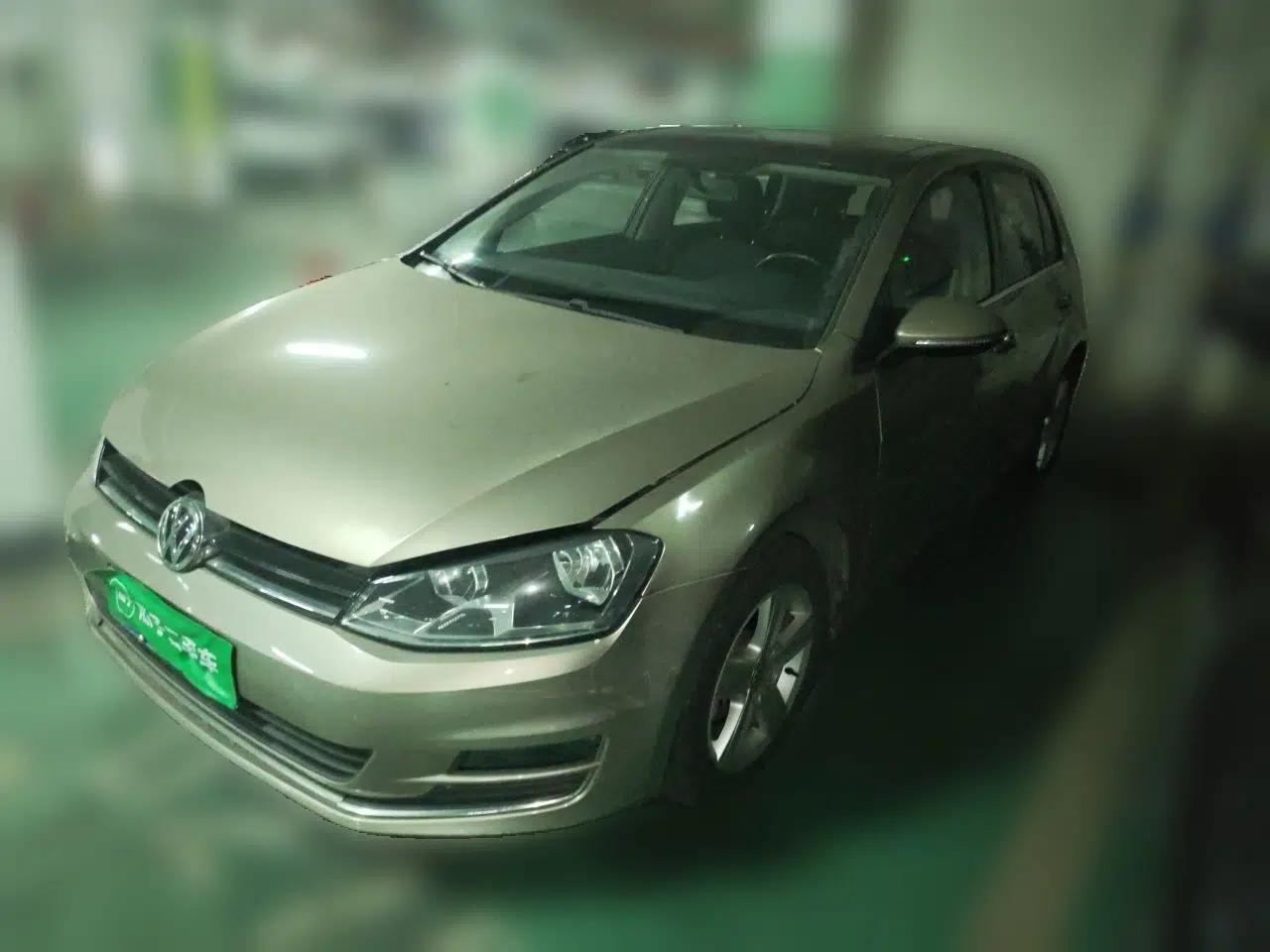 Volkswagen Golf 2015 1.4TSI Automatic Comfort Model — миниатюра 1