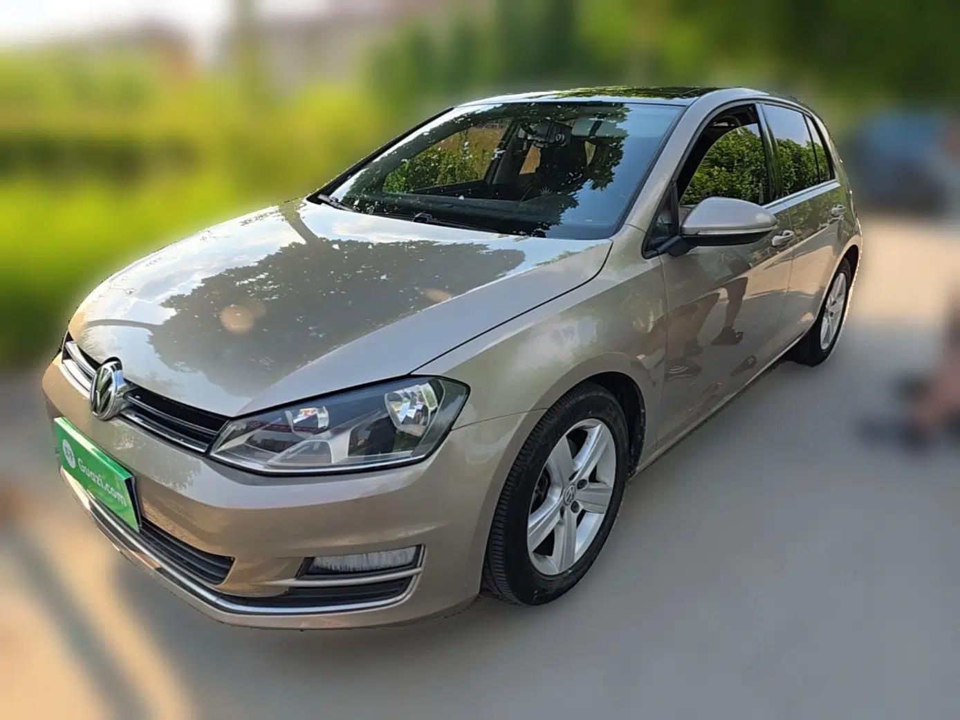 Volkswagen Golf 2015 1.6L Automatic Comfort Model — миниатюра 1