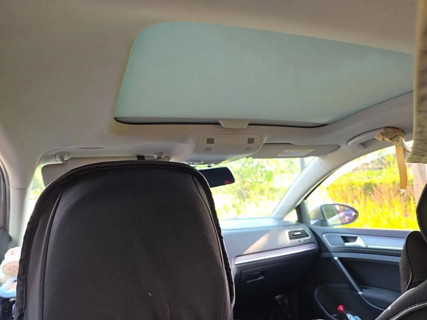 Volkswagen Golf 2015 1.6L Automatic Comfort Model — миниатюра 18