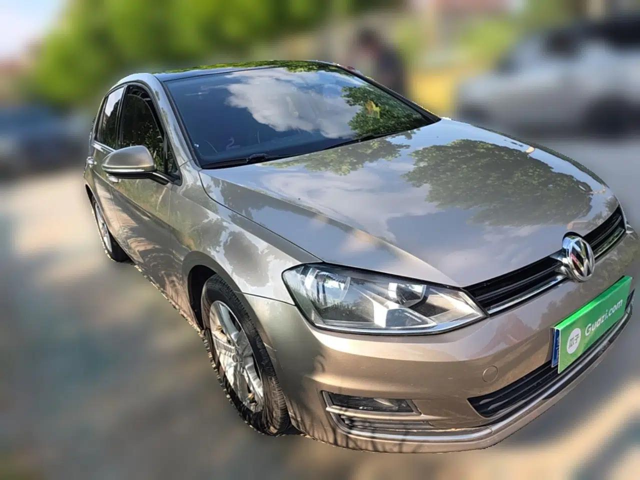 Volkswagen Golf 2015 1.6L Automatic Comfort Model — миниатюра 3