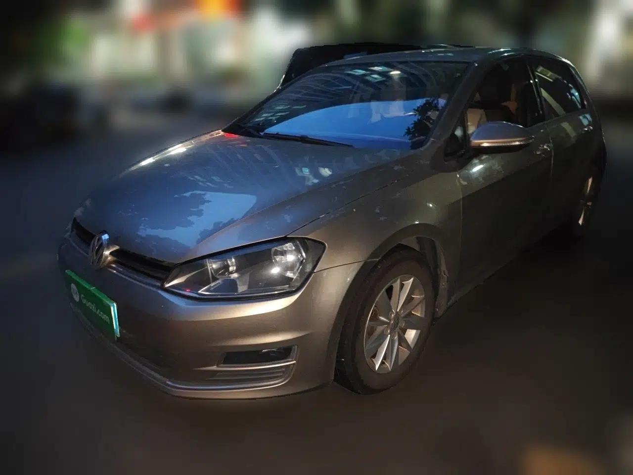 Volkswagen Golf 2015 1.6L Automatic Fashion Model — миниатюра 1