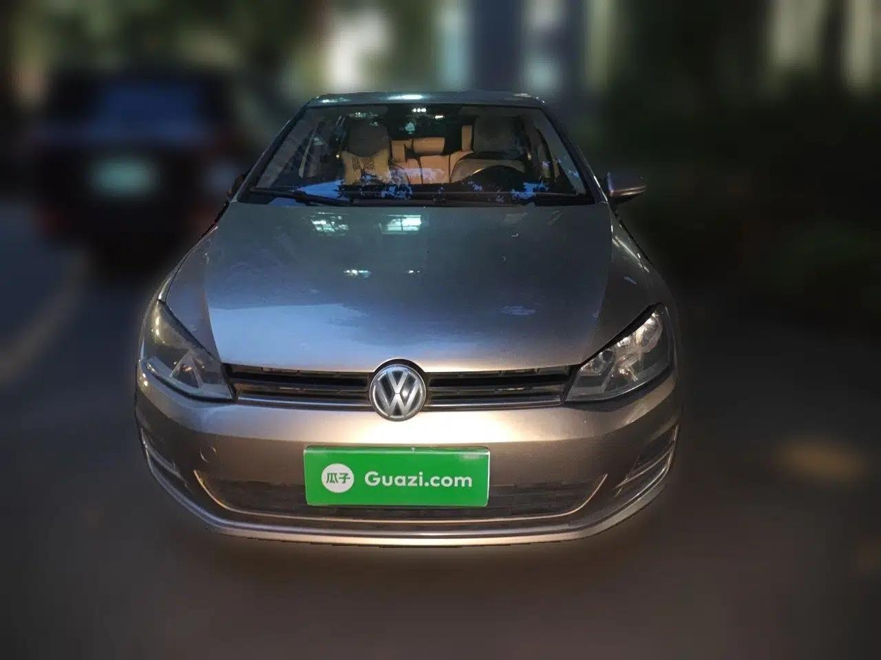 Volkswagen Golf 2015 1.6L Automatic Fashion Model — миниатюра 2