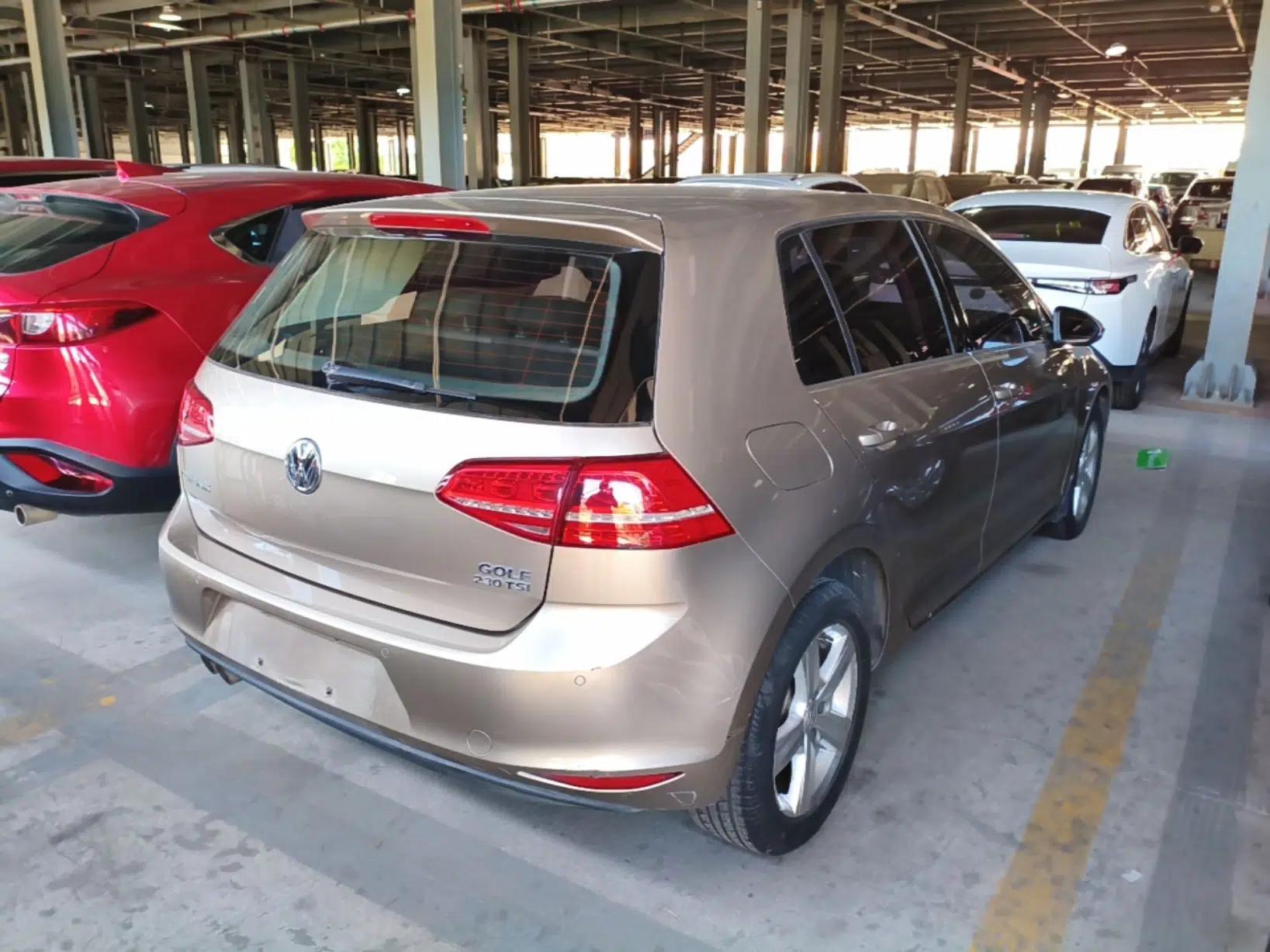 Volkswagen Golf 2016 230TSI Automatic Comfort Version — миниатюра 6