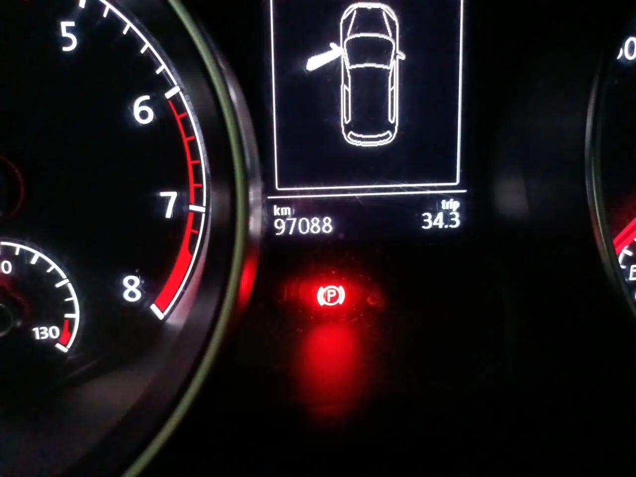Volkswagen Golf 2016 230TSI Automatic Comfort Version — миниатюра 12