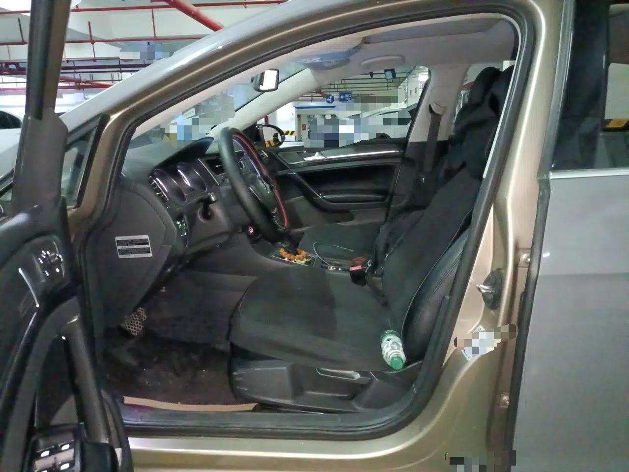 Volkswagen Golf 2016 230TSI Automatic Comfort Version — миниатюра 15