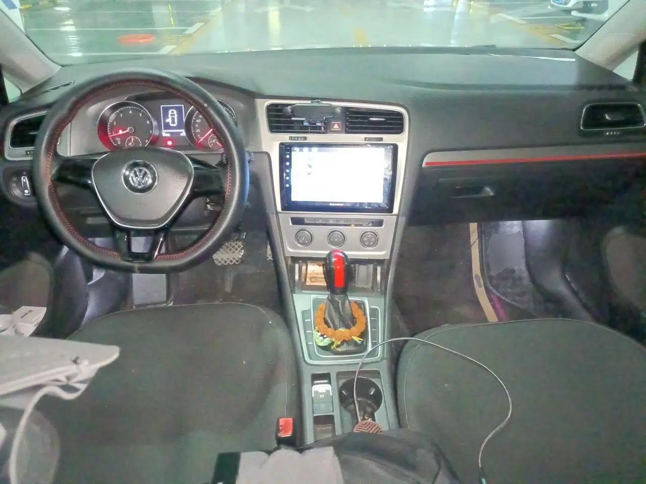 Volkswagen Golf 2016 230TSI Automatic Comfort Version — миниатюра 9