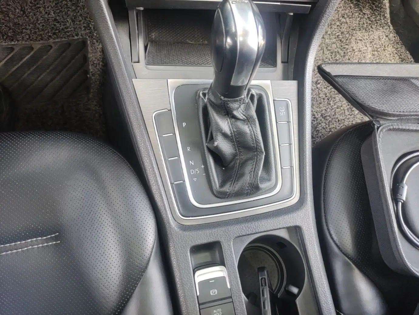 Volkswagen Golf 2014 1.4TSI Automatic Comfort Model — миниатюра 16