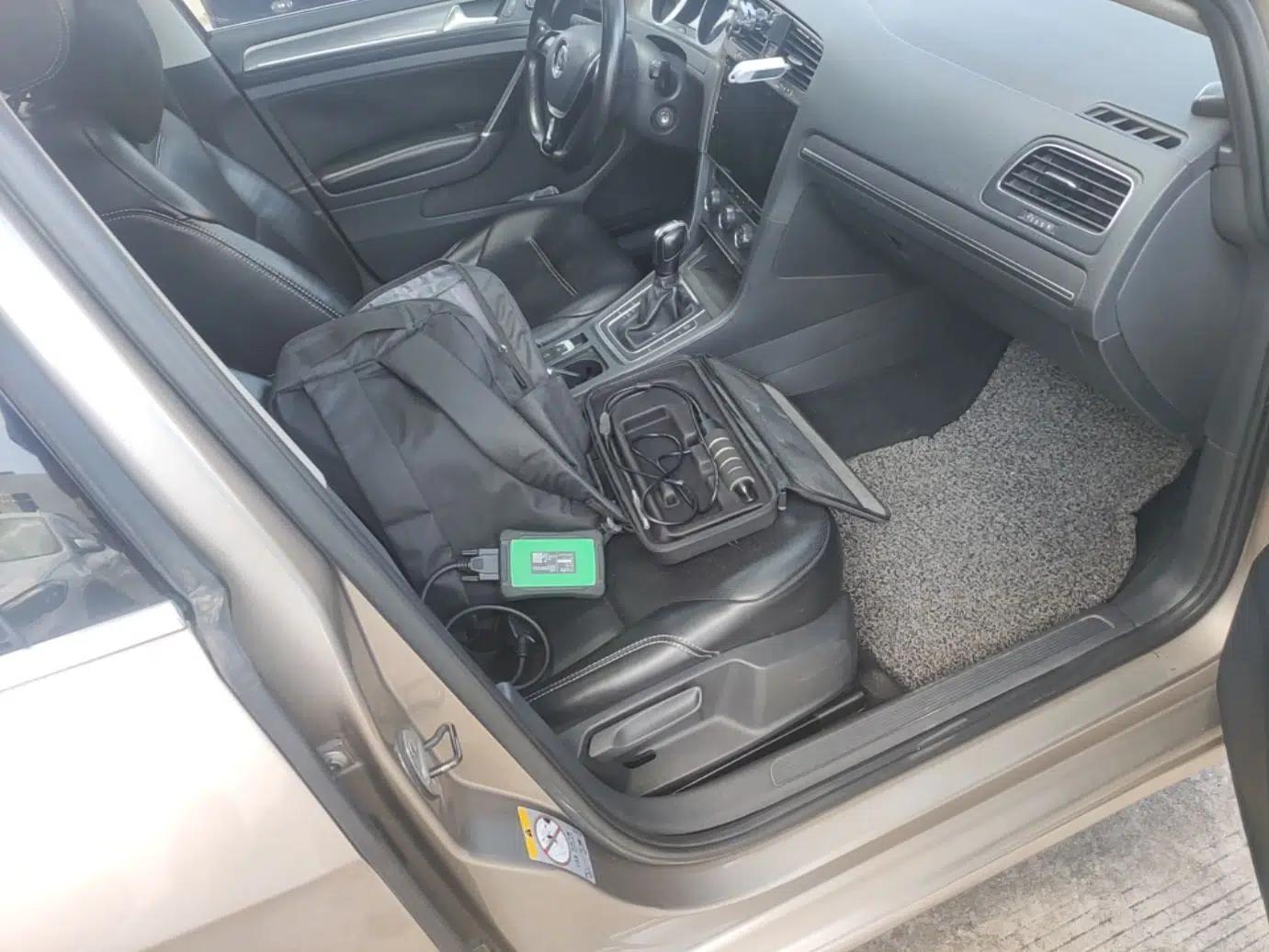 Volkswagen Golf 2014 1.4TSI Automatic Comfort Model — миниатюра 19