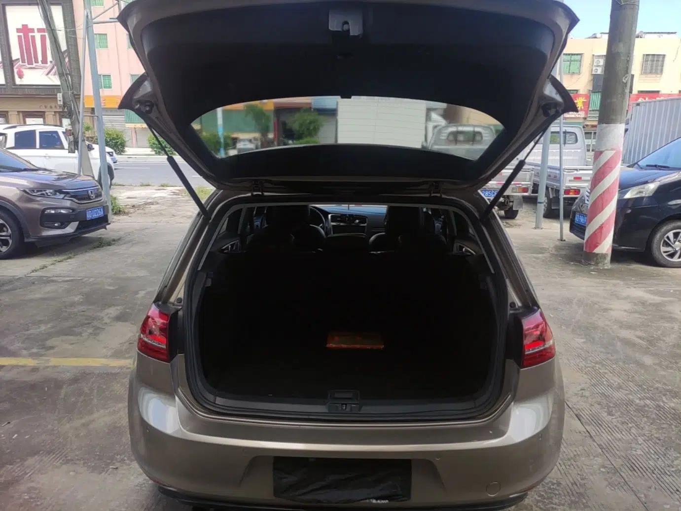 Volkswagen Golf 2014 1.4TSI Automatic Comfort Model — миниатюра 22