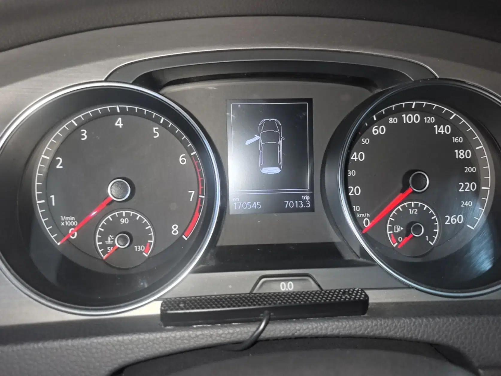 Volkswagen Golf 2015 1.6L Automatic Comfort Model — миниатюра 14