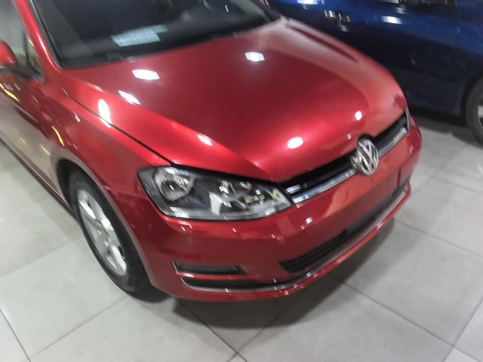 Volkswagen Golf 2015 1.6L Automatic Comfort Model — миниатюра 3