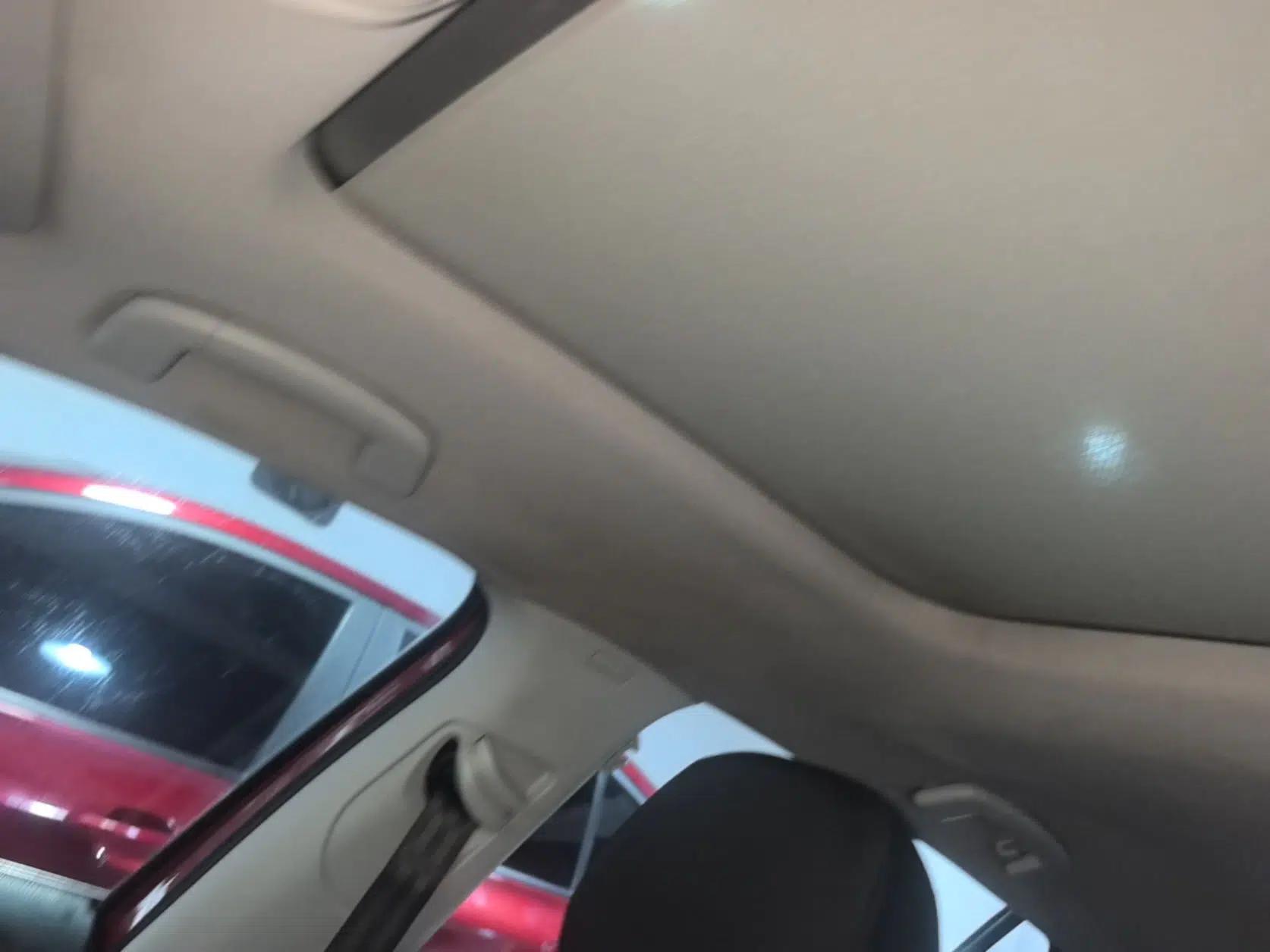 Volkswagen Golf 2015 1.6L Automatic Comfort Model — миниатюра 21