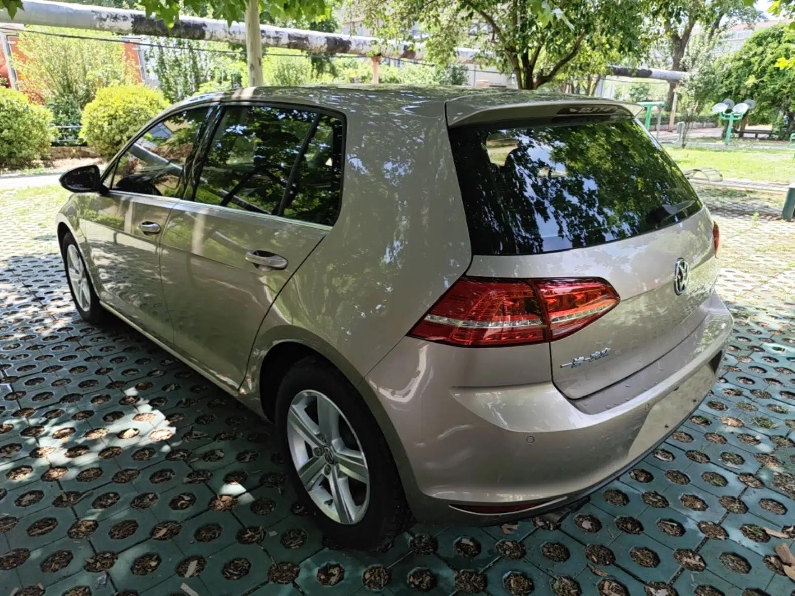 Volkswagen Golf 2015 1.4TSI Automatic Luxury Model — миниатюра 4
