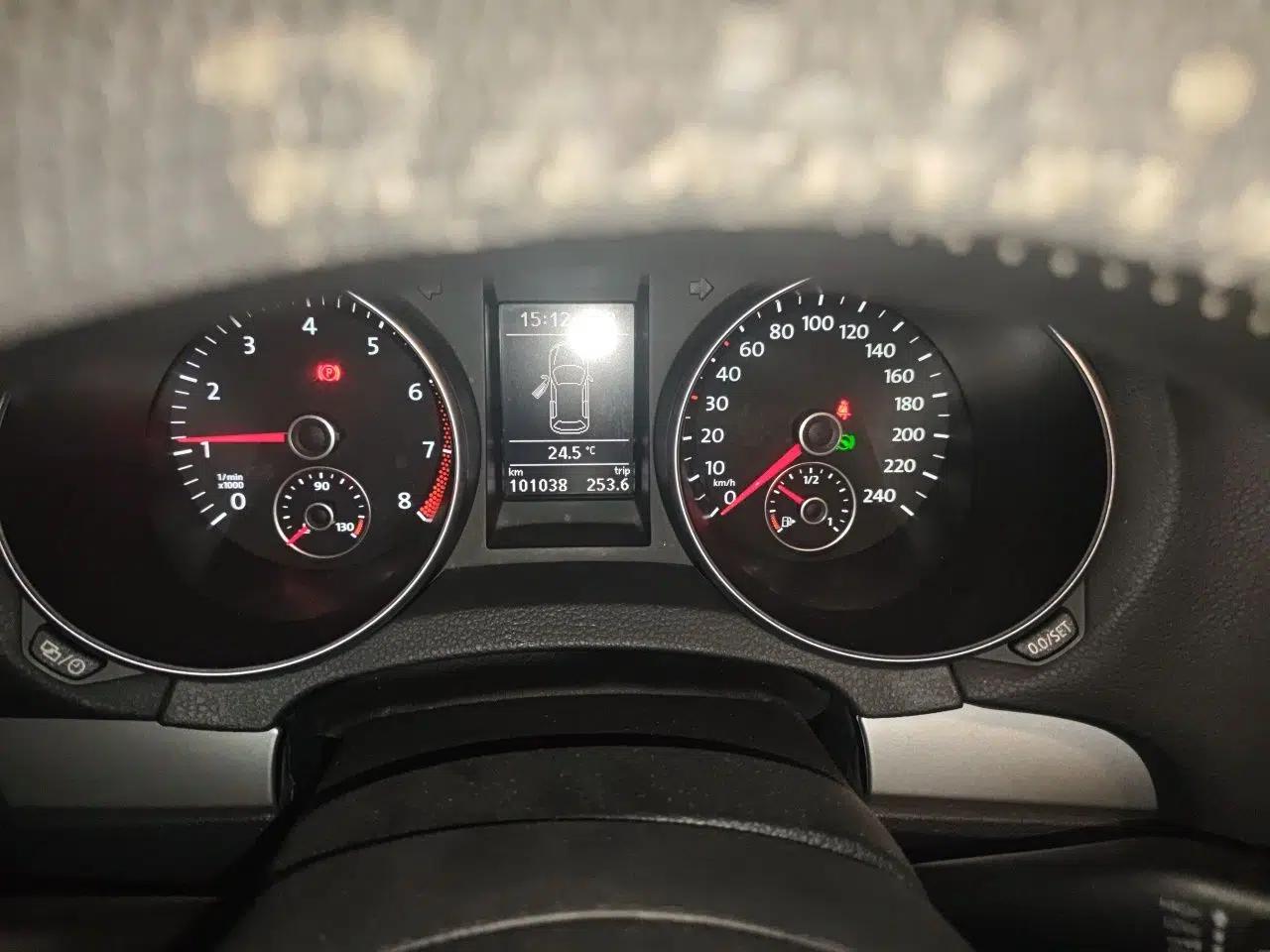 Volkswagen Golf 2011 1.4 TSI Comfort Travel Edition — миниатюра 12